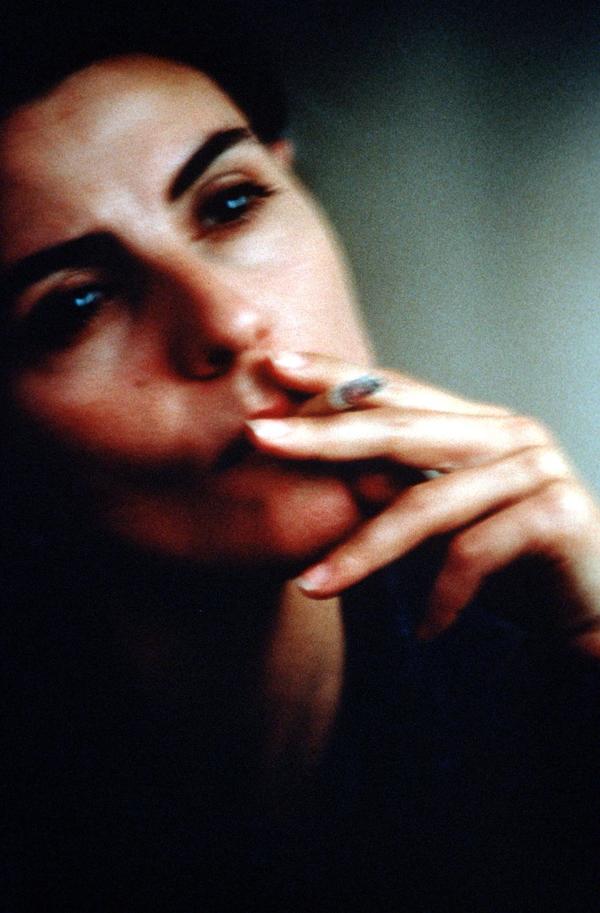 Tənhalar (1999)
